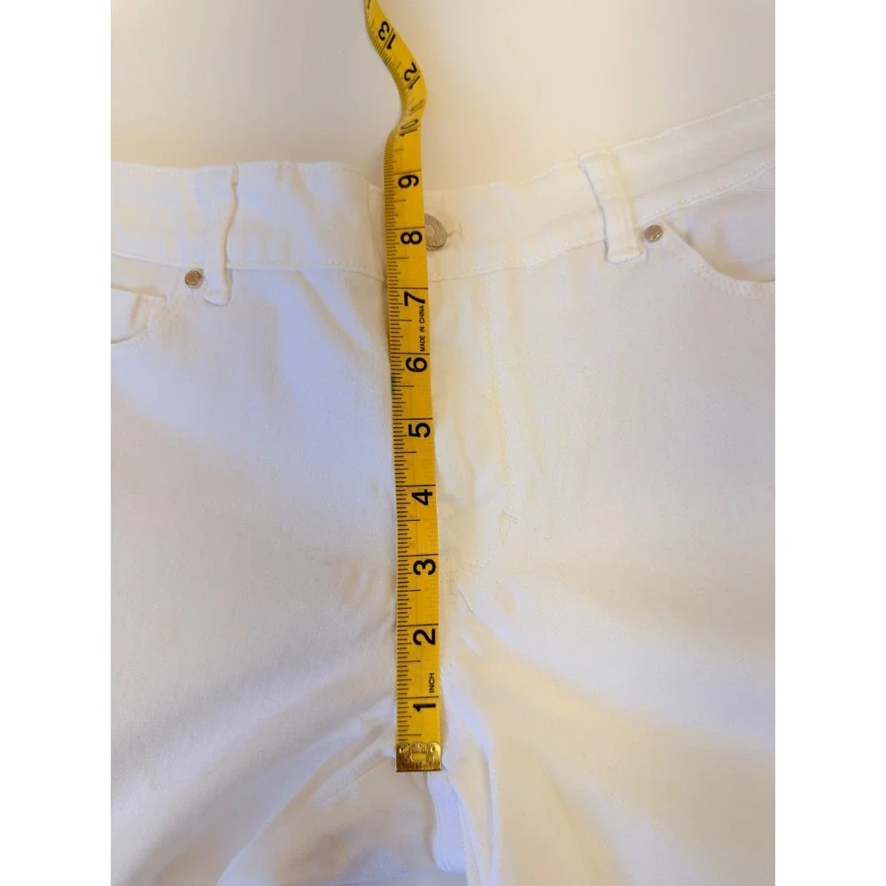 White House Black Market Skimmer White Cropped Denim Jeans Size 10 Mid Rise - Picture 9 of 11